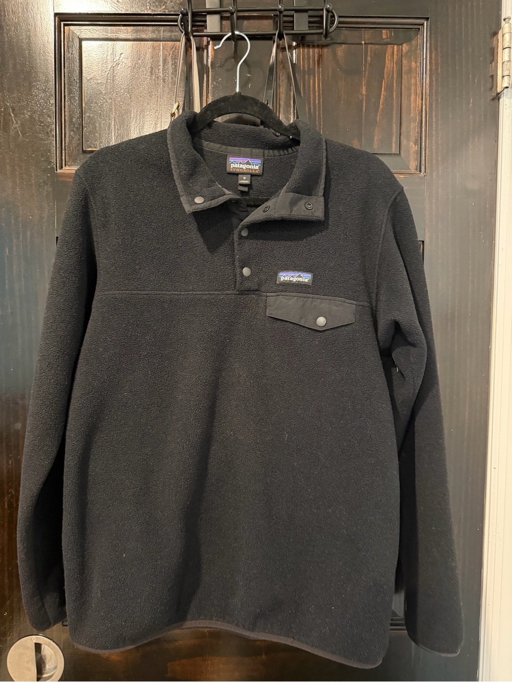 Patagonia Black Synchilla Fleece Pullover with Mountain Logo